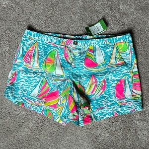 NWT Adie Short Lilly Pulitzer 4” Pattern: multi pop up Ugotta Regatta VHTF